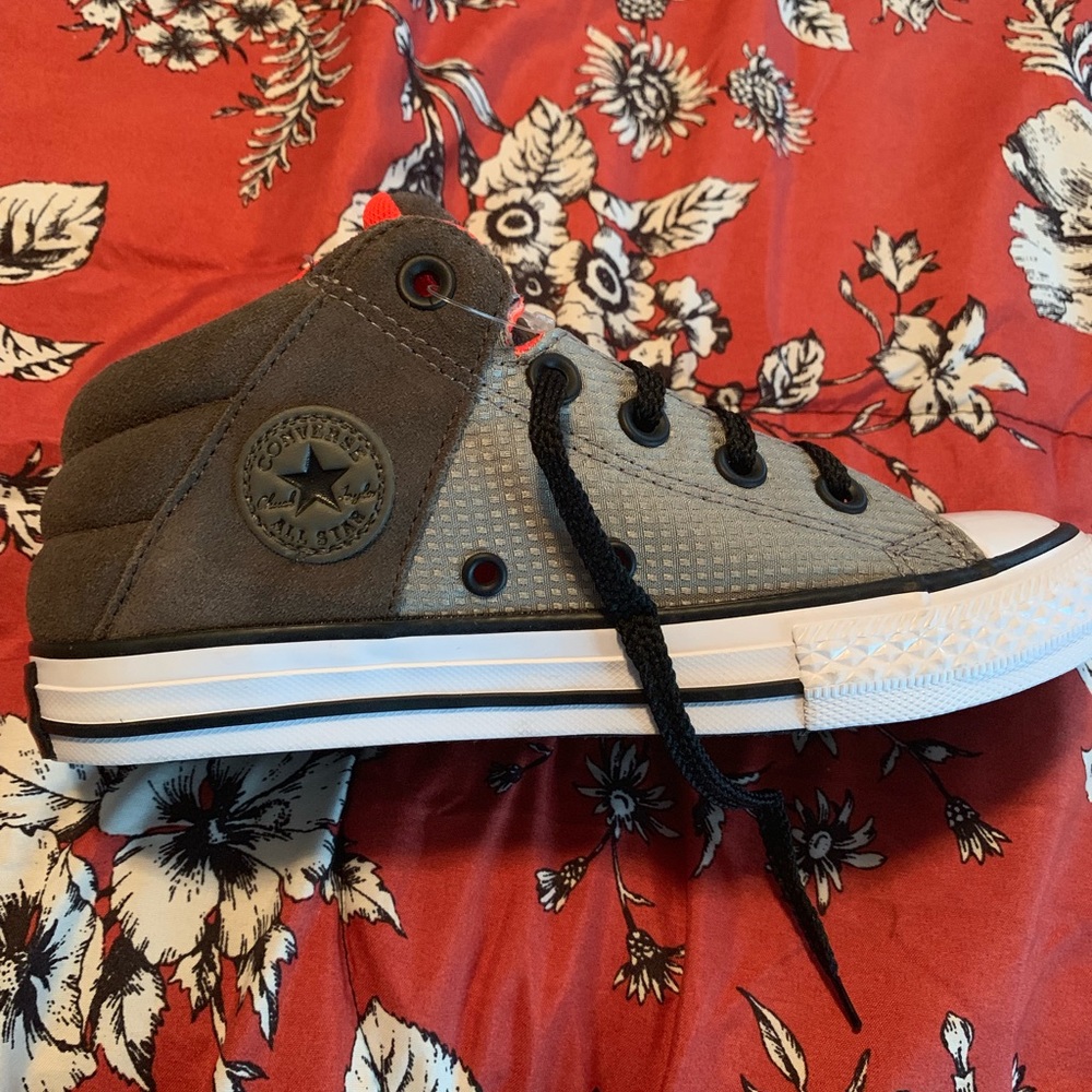 Brand New kid’s converse